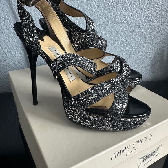 Jimmy Choo Black Glitter Vamp Ankle Strap
Platform Heels size 6 - Picture 7 of 11